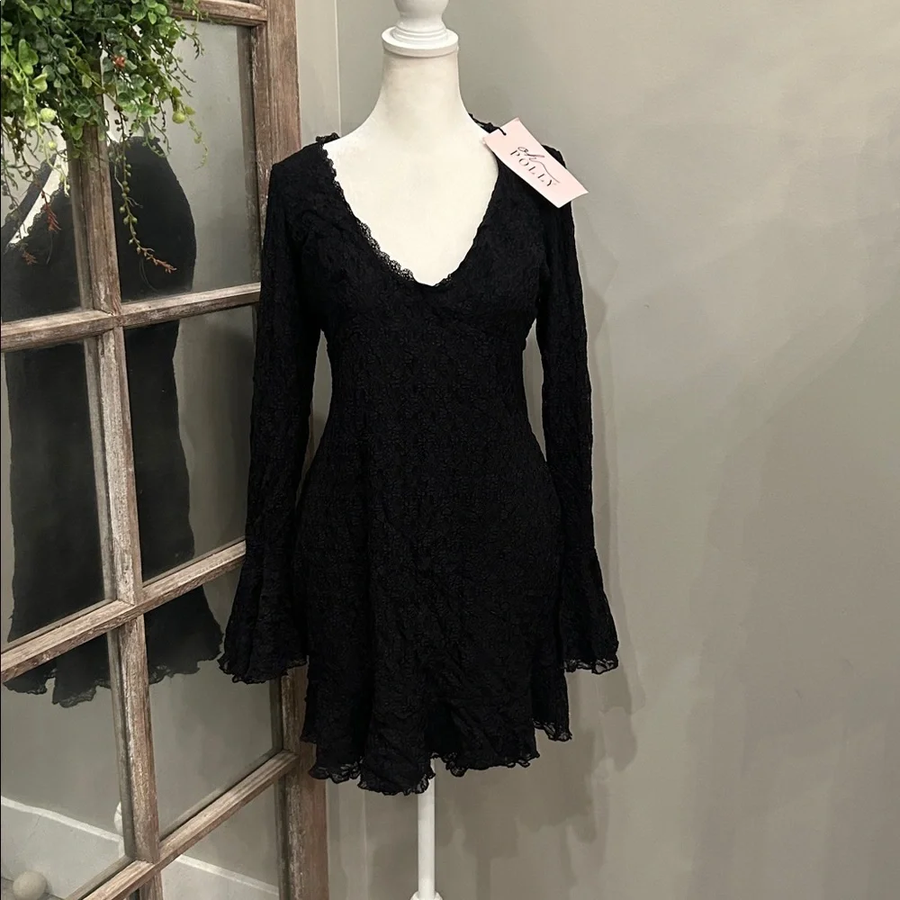 Oh Polly Nara Long-Sleeve Ruffled Lace Mini Dress in Black XL - Picture 4 of 6